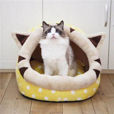 Warm & Cozy Indoor Pet Bed House